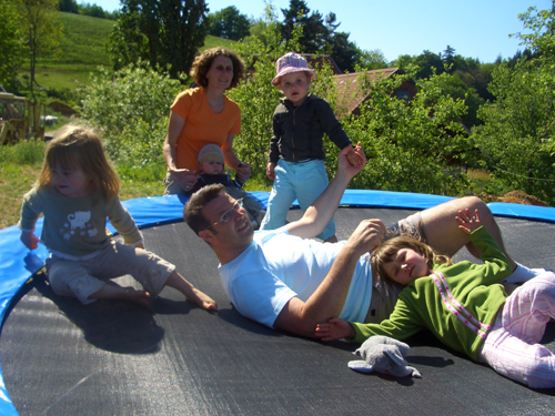 Steckenbhlhof - Trampolinspringen
